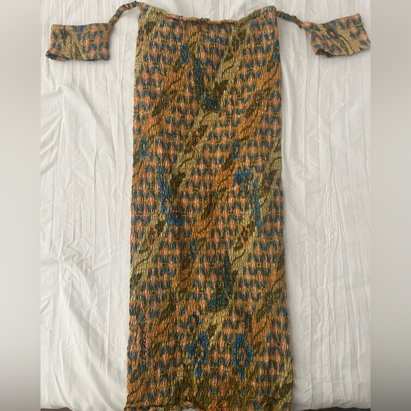 Andi Bagus Bardot dress - Picture 5 of 9